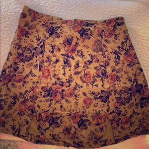 Beautiful urban outfitters fall skirt